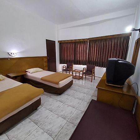 Cikakak Hotel Kumala Samudra מראה חיצוני תמונה