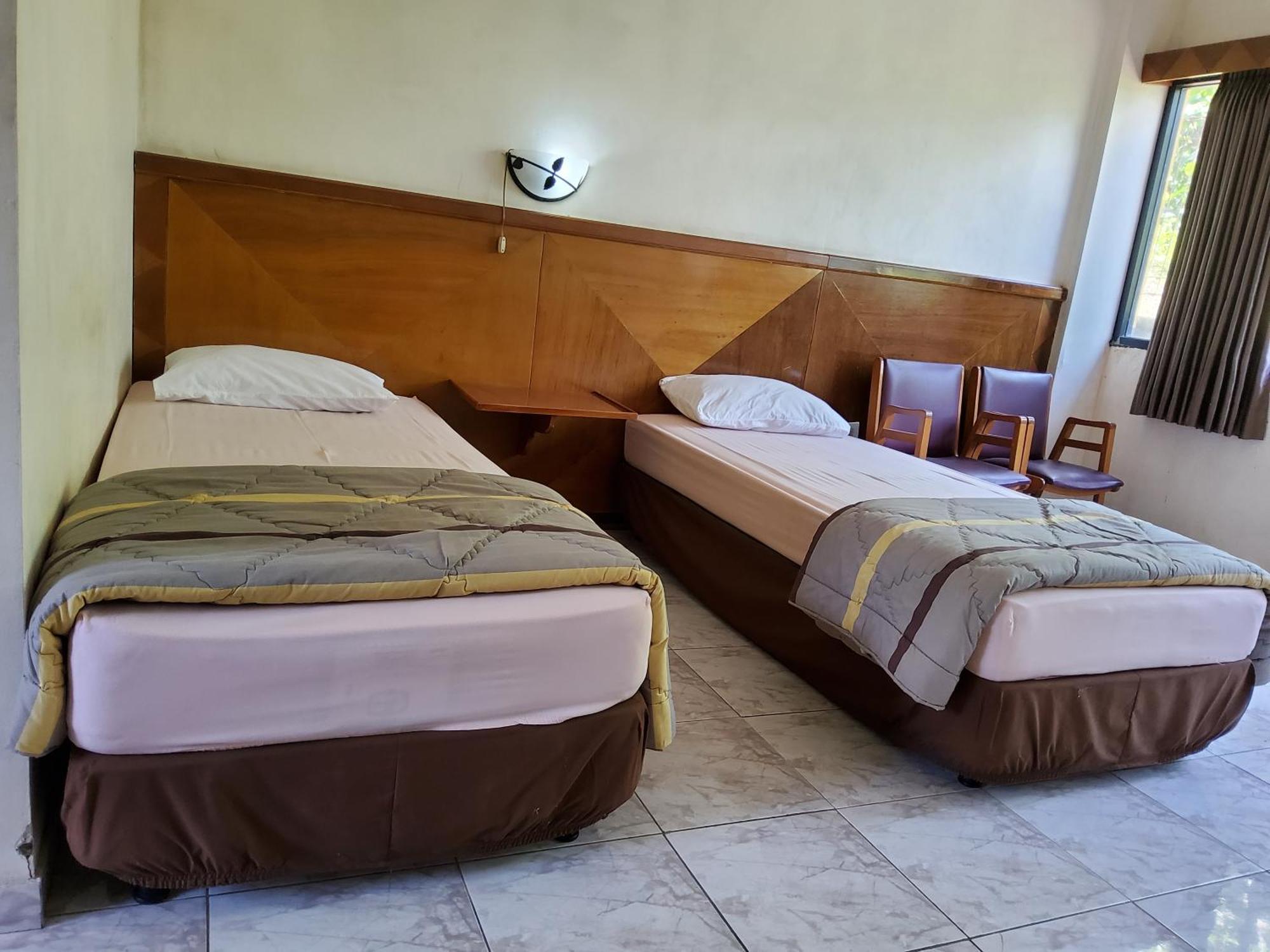 Cikakak Hotel Kumala Samudra מראה חיצוני תמונה