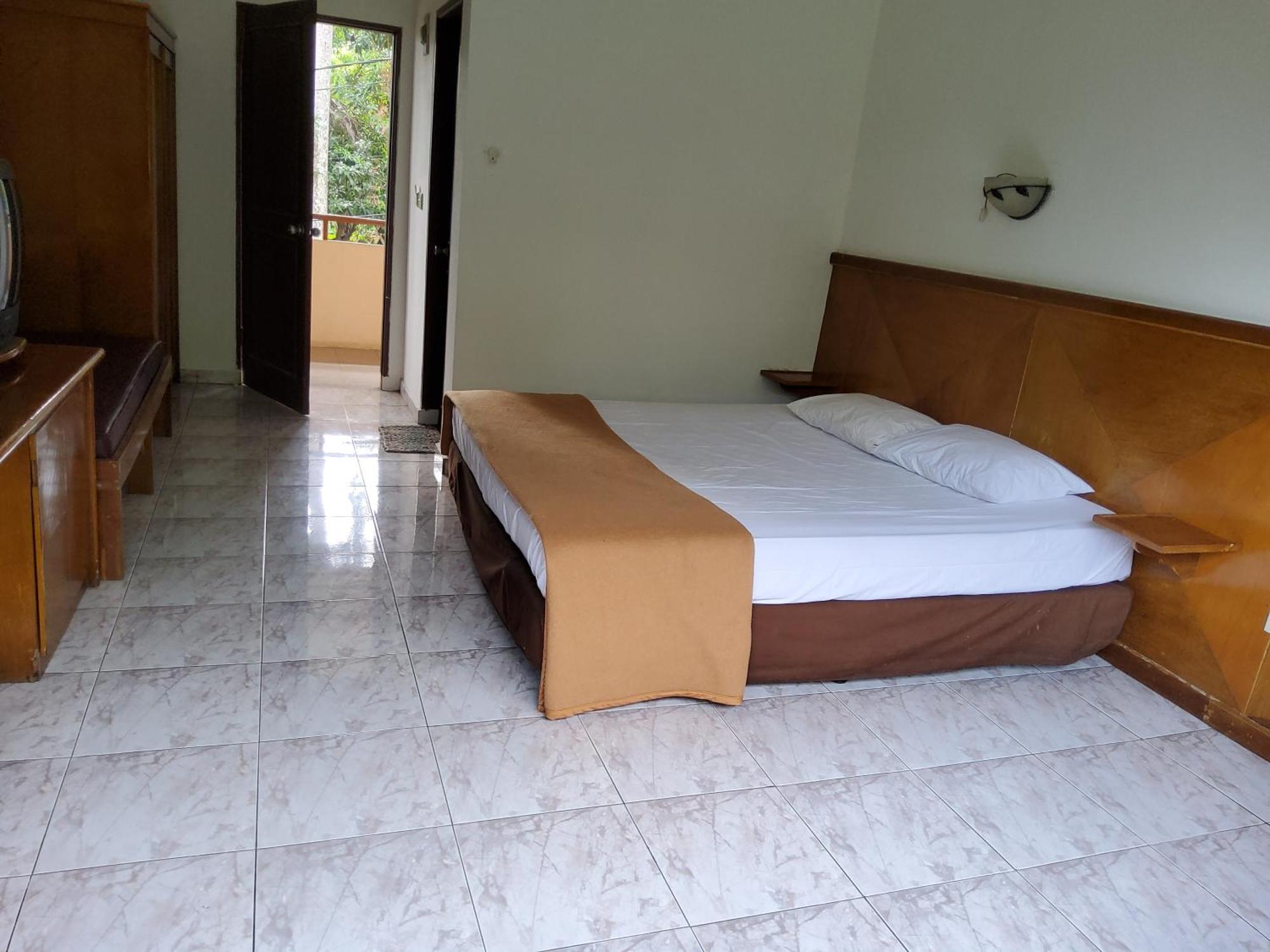 Cikakak Hotel Kumala Samudra מראה חיצוני תמונה